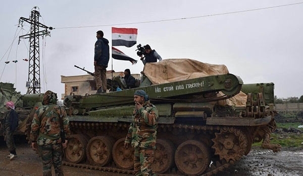 Syrian Troops Tighten Noose on Militants in Quneitra